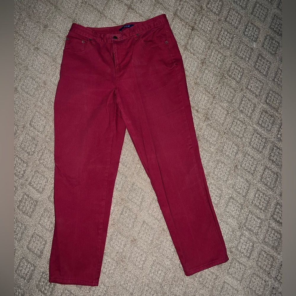 BILL BLASS easy fit jeans size 8